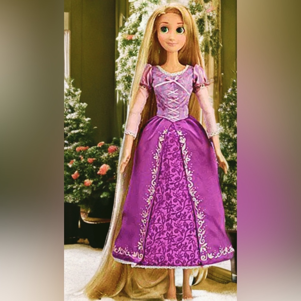 17” RAPUNZEL SINGING DOLL